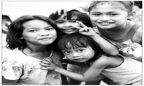 Zdjcie FILIPINY / Leyte & Samar / Leyte / Children in the Streers of (old) Tacloban