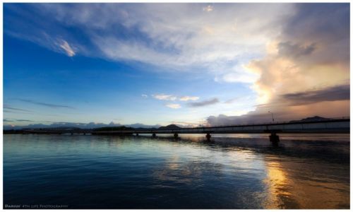 Zdjcie FILIPINY / Leyte  / San Juanico Bridge / Highway to the Light