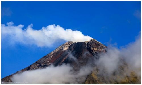 Zdjcie FILIPINY / Luzon / Legazpi / Mayon Volcano - Crater