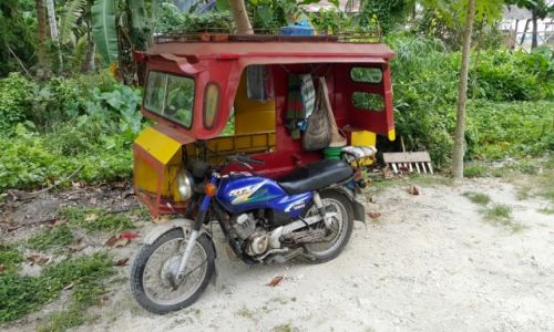 Zdjecie FILIPINY / Bohol / Bohol / Tuk-tuk 