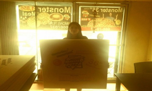 Zdjecie FILIPINY / Luzon / Manila / Dua pizza.