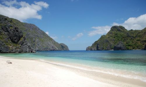 Zdjecie FILIPINY / Palawan / El Nido - Archipelag Bacuit / Plaża na wyspie Tapiutan