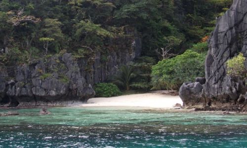 Zdjecie FILIPINY / Palawan / Miniloc Island / ... jedna z wielu ... samotna ....