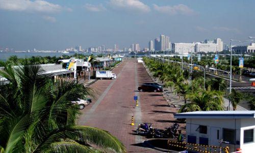 FILIPINY / Manila / Manila / ... ta bardziej uczesana ....