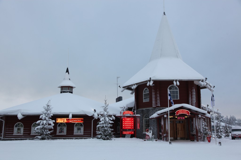 Zdjęcia: Rovaniemi, Laponia, Recepcja Świętego Mikołaja, FINLANDIA Zdjęcia: Rovaniemi, Laponia, Recepcja Świętego Mikołaja, FINLANDIA
