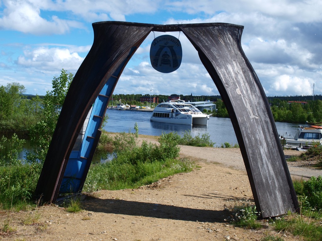 Zdjęcia: Inari, Laponia, jezioro Inari ujęcie 2, FINLANDIA Zdjęcia: Inari, Laponia, jezioro Inari ujęcie 2, FINLANDIA