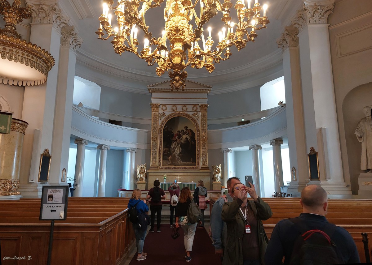 Zdjęcia: Plac senacki., Helsinki., Bez przepychu ołtarz główny katedry., FINLANDIA Zdjęcia: Plac senacki., Helsinki., Bez przepychu ołtarz główny katedry., FINLANDIA