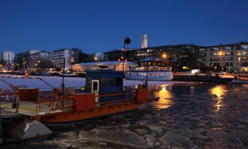Zdjcie FINLANDIA / Turku / Rzeka Aurajoki / Prom