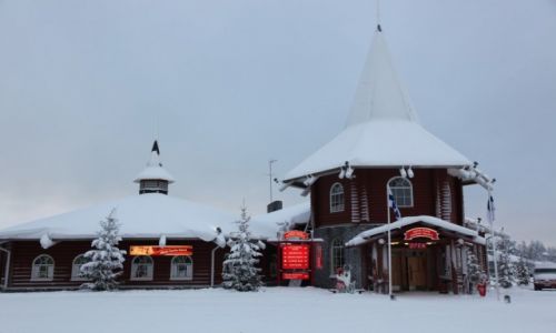 Zdjęcie FINLANDIA / Laponia / Rovaniemi / Recepcja Świętego Mikołaja
