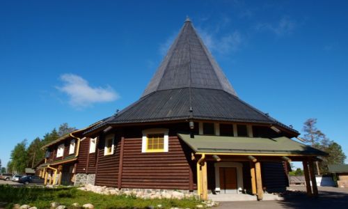 Zdjcie FINLANDIA / Laponia / Napapiri / w wiosce w. Mikoaja
