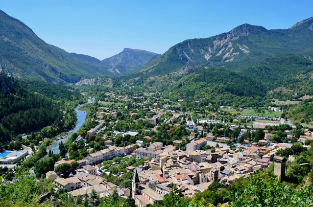 Zdjęcia: Castellane, Provance, Castellane - widok ze skały, FRANCJA Zdjęcia: Castellane, Provance, Castellane - widok ze skały, FRANCJA