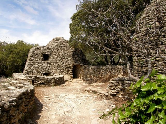 Zdjęcia: Village des Bories, Prowansja, Kamienna wioska, FRANCJA Zdjęcia: Village des Bories, Prowansja, Kamienna wioska, FRANCJA