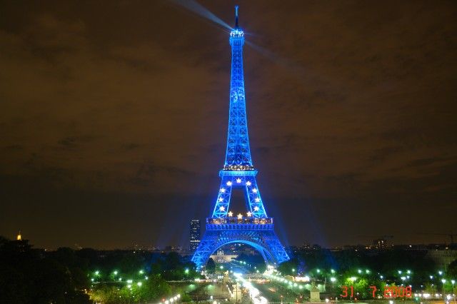 Zdjęcia: Paryż, Wieża Eifla nocą, FRANCJA Zdjęcia: Paryż, Wieża Eifla nocą, FRANCJA