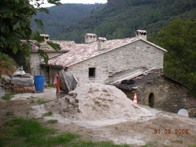 Zdjęcia: montania, Langwedocja, Stare domy są pięknie odnawiane., FRANCJA Zdjęcia: montania, Langwedocja, Stare domy są pięknie odnawiane., FRANCJA