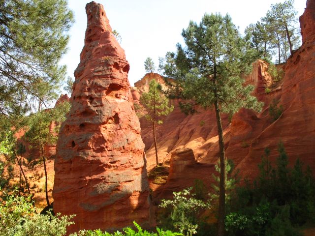 Zdjęcia: Roussillon, Prowansja, palec z ochry, FRANCJA Zdjęcia: Roussillon, Prowansja, palec z ochry, FRANCJA