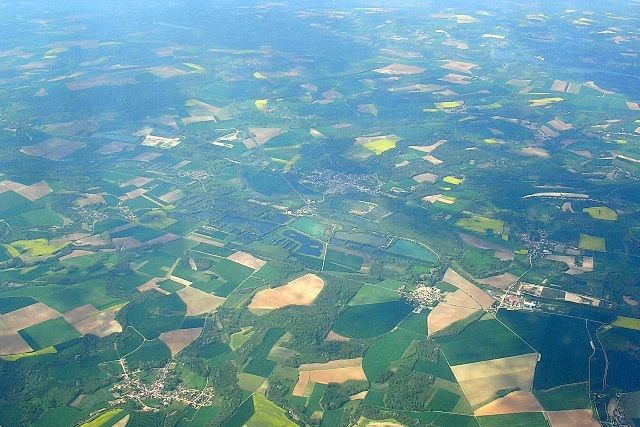 Zdjęcia: gdzieś nad ziemią, Paryż, kolorowa szachownica , FRANCJA Zdjęcia: gdzieś nad ziemią, Paryż, kolorowa szachownica , FRANCJA