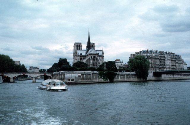 Zdjęcia: Paryż, Wyspa Ile de la Cite z katedrą Notre-Dame., FRANCJA Zdjęcia: Paryż, Wyspa Ile de la Cite z katedrą Notre-Dame., FRANCJA
