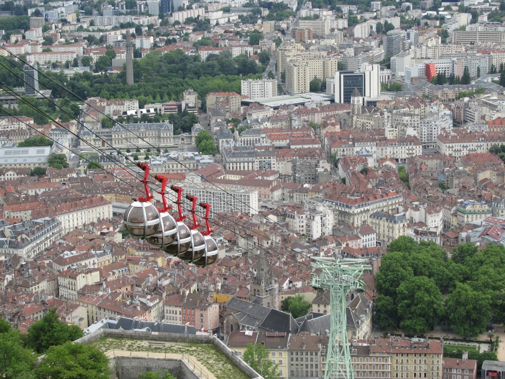 Zdjęcia: Grenoble, Rodan-Alpy, Téléphérique Grenoble-Bastille, FRANCJA Zdjęcia: Grenoble, Rodan-Alpy, Téléphérique Grenoble-Bastille, FRANCJA