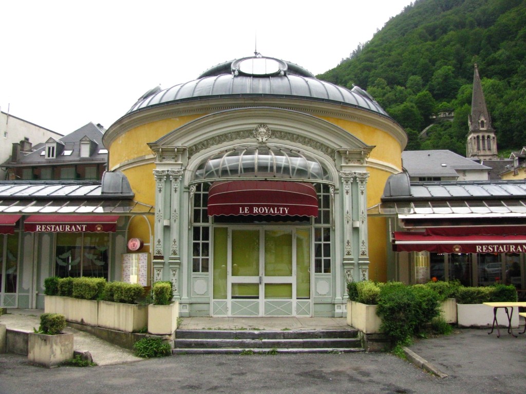 Zdjęcia: Cauterets, Midi-Pyrenees, park zdrojowy, FRANCJA Zdjęcia: Cauterets, Midi-Pyrenees, park zdrojowy, FRANCJA