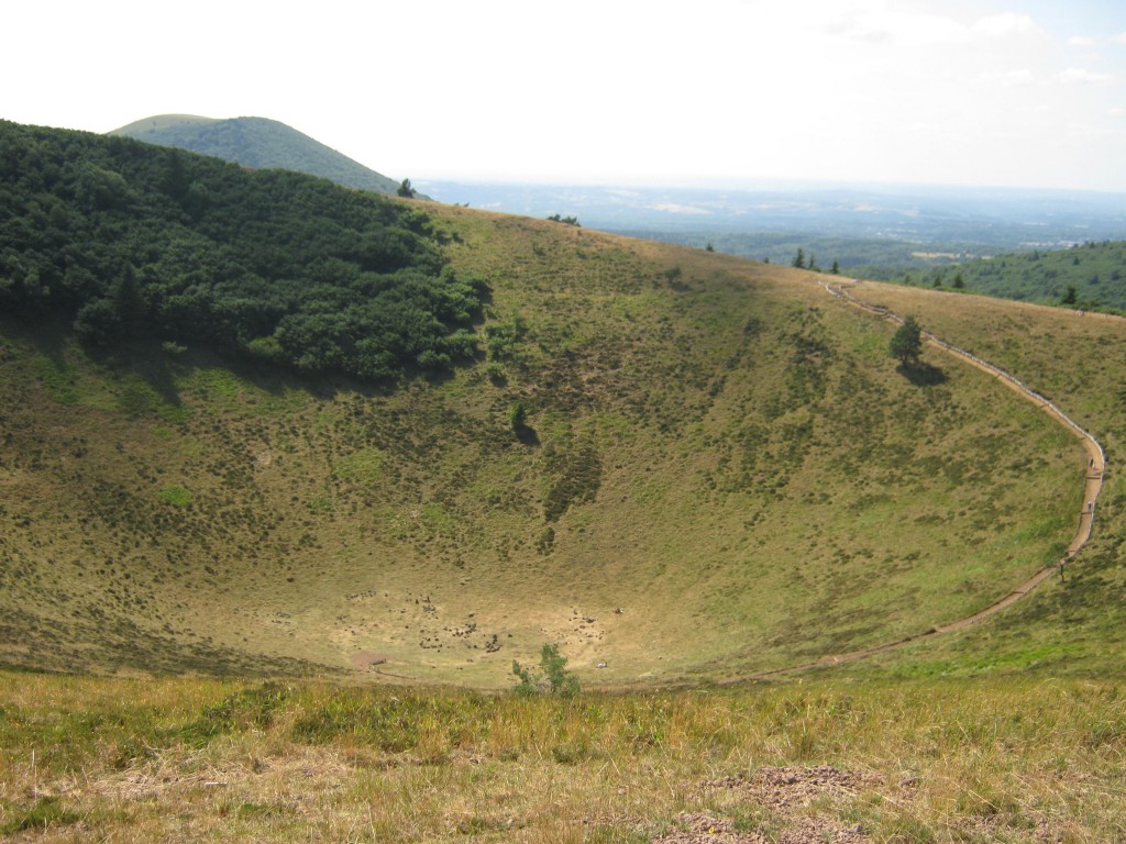 Zdjęcia: Owernia , Region Clermont Ferrand, W krainie wygasłych wulkanów, FRANCJA Zdjęcia: Owernia , Region Clermont Ferrand, W krainie wygasłych wulkanów, FRANCJA