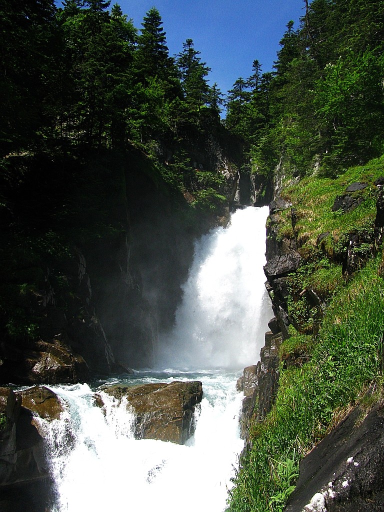 Zdjęcia: okolice Cauterets, Pireneje Francuskie, górski potok, FRANCJA Zdjęcia: okolice Cauterets, Pireneje Francuskie, górski potok, FRANCJA