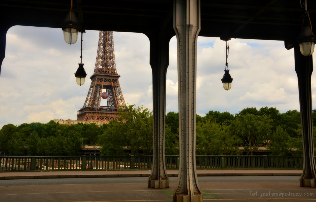 Zdjęcia: Paryż, Pont de Bir-Hakeim , FRANCJA Zdjęcia: Paryż, Pont de Bir-Hakeim , FRANCJA