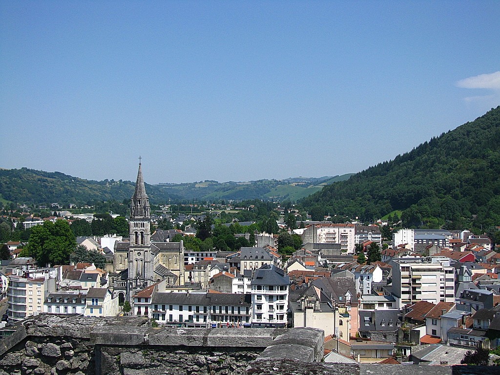 Zdjęcia: Lourdes, Pireneje Francuskie, panorama miasta, FRANCJA Zdjęcia: Lourdes, Pireneje Francuskie, panorama miasta, FRANCJA
