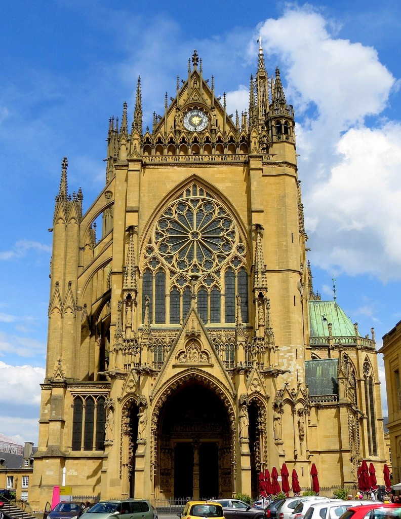 Zdjęcia: Cathédrale Saint-Étienne de Metz, Lotaryngia, vis-a-vis..., FRANCJA Zdjęcia: Cathédrale Saint-Étienne de Metz, Lotaryngia, vis-a-vis..., FRANCJA