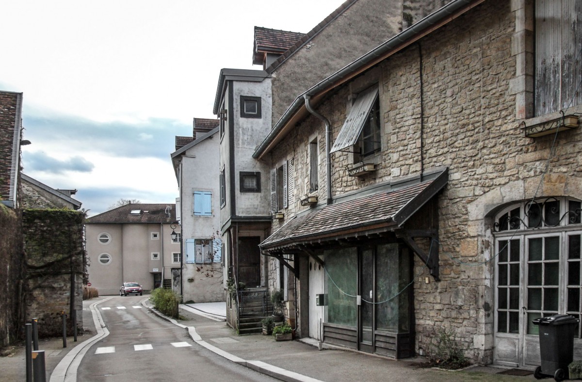 Zdjęcia: Quingey, Burgundia-Franche-Comté, Urokliwe miasteczko, FRANCJA Zdjęcia: Quingey, Burgundia-Franche-Comté, Urokliwe miasteczko, FRANCJA