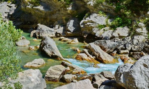 Zdjęcie FRANCJA / Provance / Grand Canyon du Verdun  /  Spokojny nurt w Canyon du Verdun