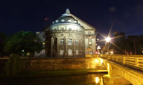 Zdjcie FRANCJA / - / STRASBOURG / spacer noca