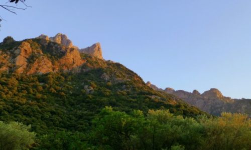 Zdjecie FRANCJA / Korsyka / okolice Porto / tu przed zachodem soca - widok z campingu w Porto