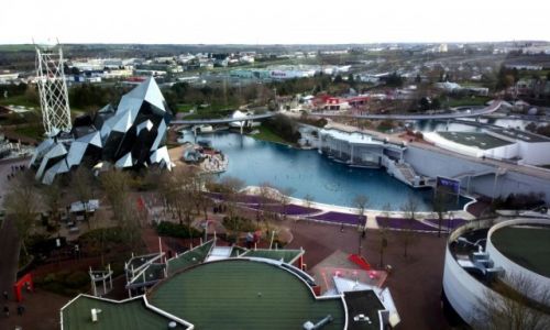 Zdjcie FRANCJA / Poitou-Charentes / Parc du Futuroscope  / Widok z gry na park Futuroscope 