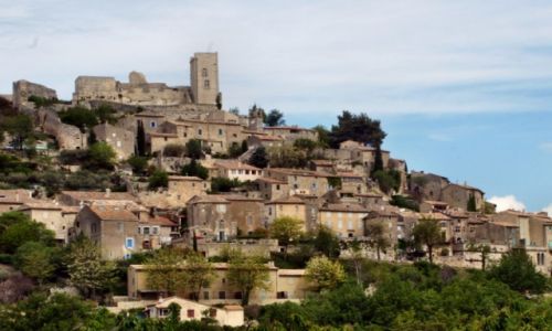 Zdjecie FRANCJA / Prowansja / Luberon / Zamek Markiza