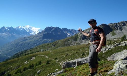 Zdjecie FRANCJA / Chamonix / Chamonix / Ta kupa niegu to Mont Blanc ?