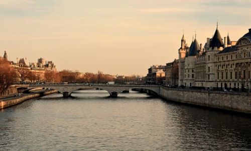 Zdjecie FRANCJA / Francja / Pary / Na wyspie witego Ludwika