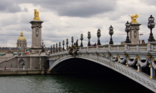 Zdjecie FRANCJA / Pary / Sekwana / Pont  Alexandre III (2)