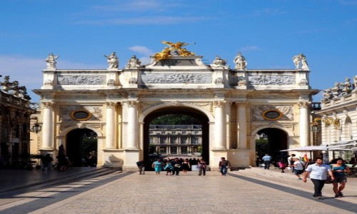 Zdjcie FRANCJA / Lotaryngia / Arc Hr - Nancy / klasycznie...