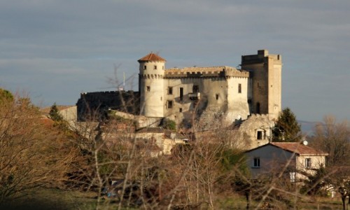 Zdjecie FRANCJA / Owernia-Rodan-Alpy / Rochemaure / Francja przejazdem