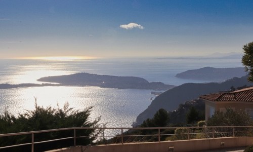 Zdjecie FRANCJA / Cte d'Azur / Cap Ferrat / widok na morze 