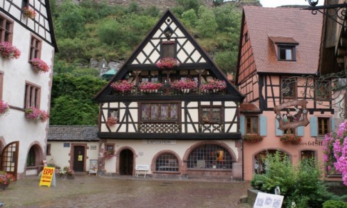 Zdjcie FRANCJA / EUROPA / COLMAR / MIASTECZKA FRANCJI