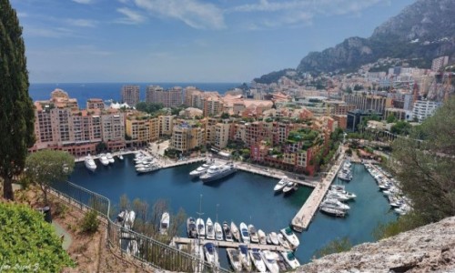 Zdjęcie FRANCJA / Riwiera Francuska. / Monako. / Monte Carlo - La Condamine port jachtowy.