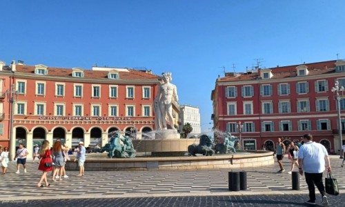 Zdjecie FRANCJA / Nicea. / Nicea - Plac Massena. / Fontanna Soca na placu Massena.