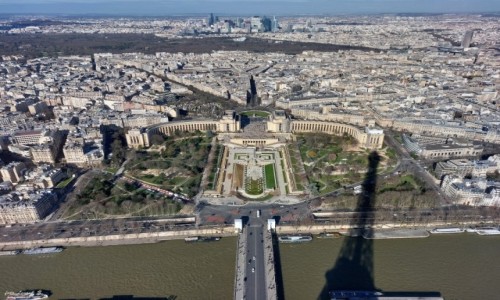 Zdj�cie FRANCJA / Pary�. / Paryz. / Ogrody na Placu Trocadero z Wie�y Eiffla