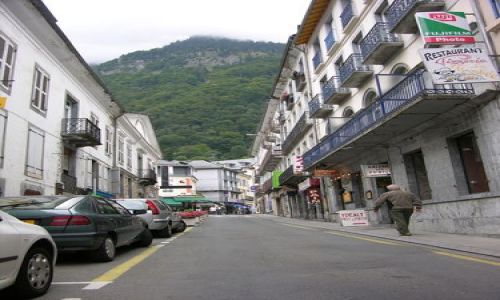 Zdjecie FRANCJA / Midi-Pyrénées / Cauterets / Uliczka