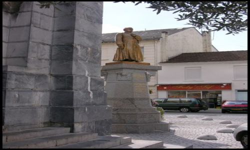 Zdjecie FRANCJA / brak / Lourdes / Pomnik