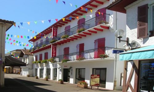 Zdjecie FRANCJA / Akwitania / Vieux-Boucon / Hotel