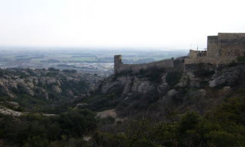 Zdjęcie FRANCJA / Provence-Alpes-Cote-D'Azur / Mornas / Forteca Mornas