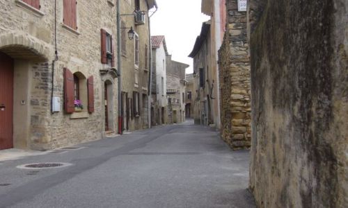Zdjecie FRANCJA / Provence-Alpes-Cote-D'Azur / Mornas / Mornas