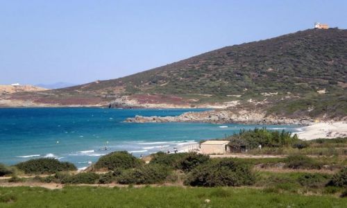 Zdjęcie FRANCJA / Korsyka / W drodze do Calvi / Zatoczka